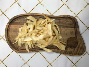 Царский полосатик с перцем: Кальмар полукольца