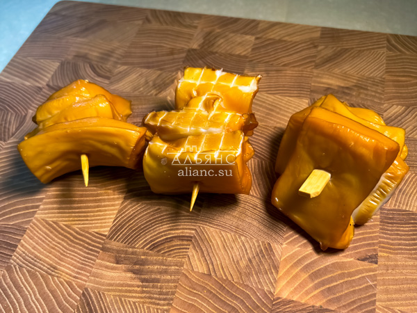 Шашлычок из кальмара х/к в Бирюлево