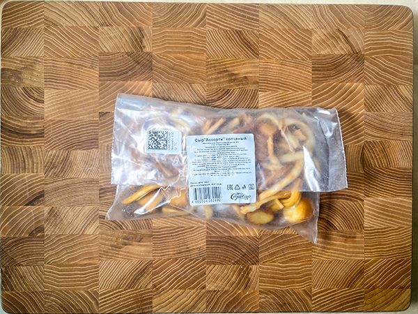 Сыр 150 гр ГОРНЫЙ СЫРОВАР (Ассорти копчёный) в Бирюлево