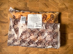 Чичарроны со вкусом сметаны и лука: Сыр 1 кг ГОРНЫЙ СЫРОВАР (Нити с аджикой)