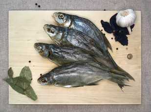 Сурские (ПШЕНИЧНЫЕ) Тайский перчик (100 гр): Густера вяленая