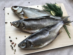 Сурские (ПШЕНИЧНЫЕ) Тайский перчик (100 гр): Плотва вяленая