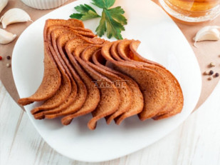 Деревенские гренки со вкусом Сметаны и Лука (Сурские): Ресторанные гренки с сметаной и зеленью